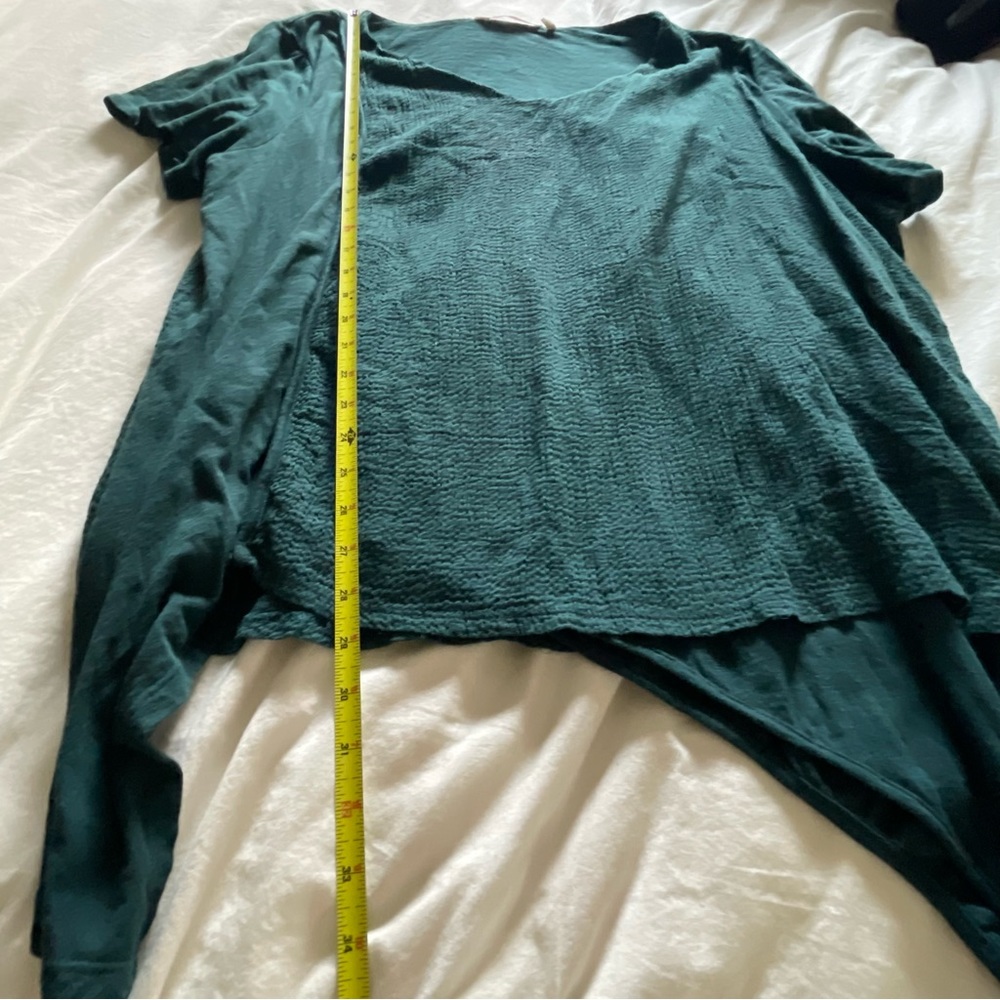 SOFT SURROUNDINGS NEROLI Asymmetrical Hem Tee in Green - Picture 6 of 8